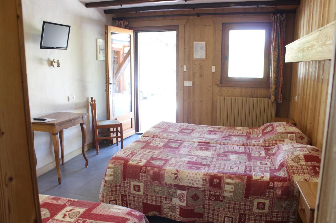 Hotel Les Bernards Praz-sur-Arly Exterior photo